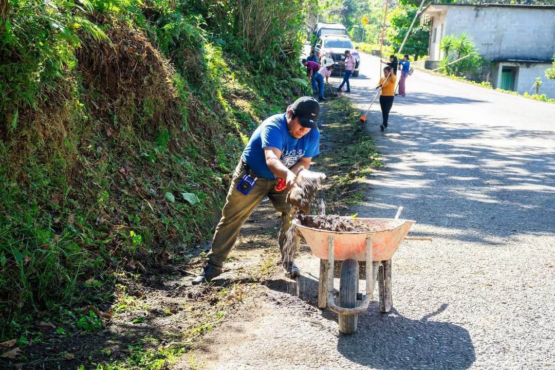 se realizó la limpieza de la carretera en el tramo correspondiente a nuestro municipio
